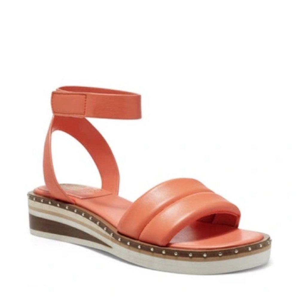 Vince Camuto Mellienda Womens Gold Leather Puffy Strap Low Wedge Sandals